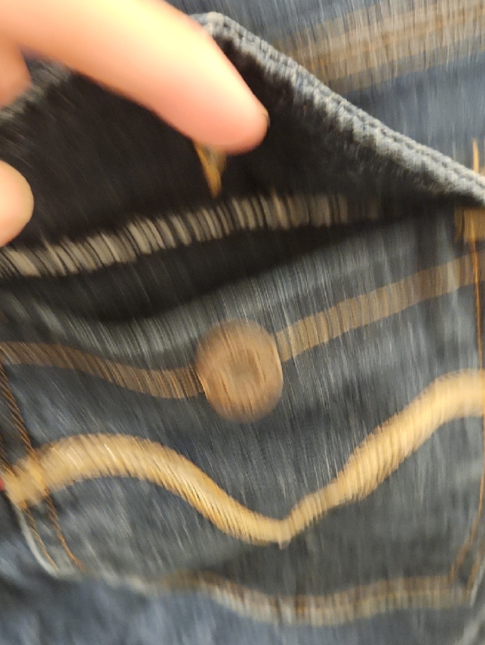 Levi's Women's Dark Wash Denim Roll-Cuff Shorts - Picture 6 of 8